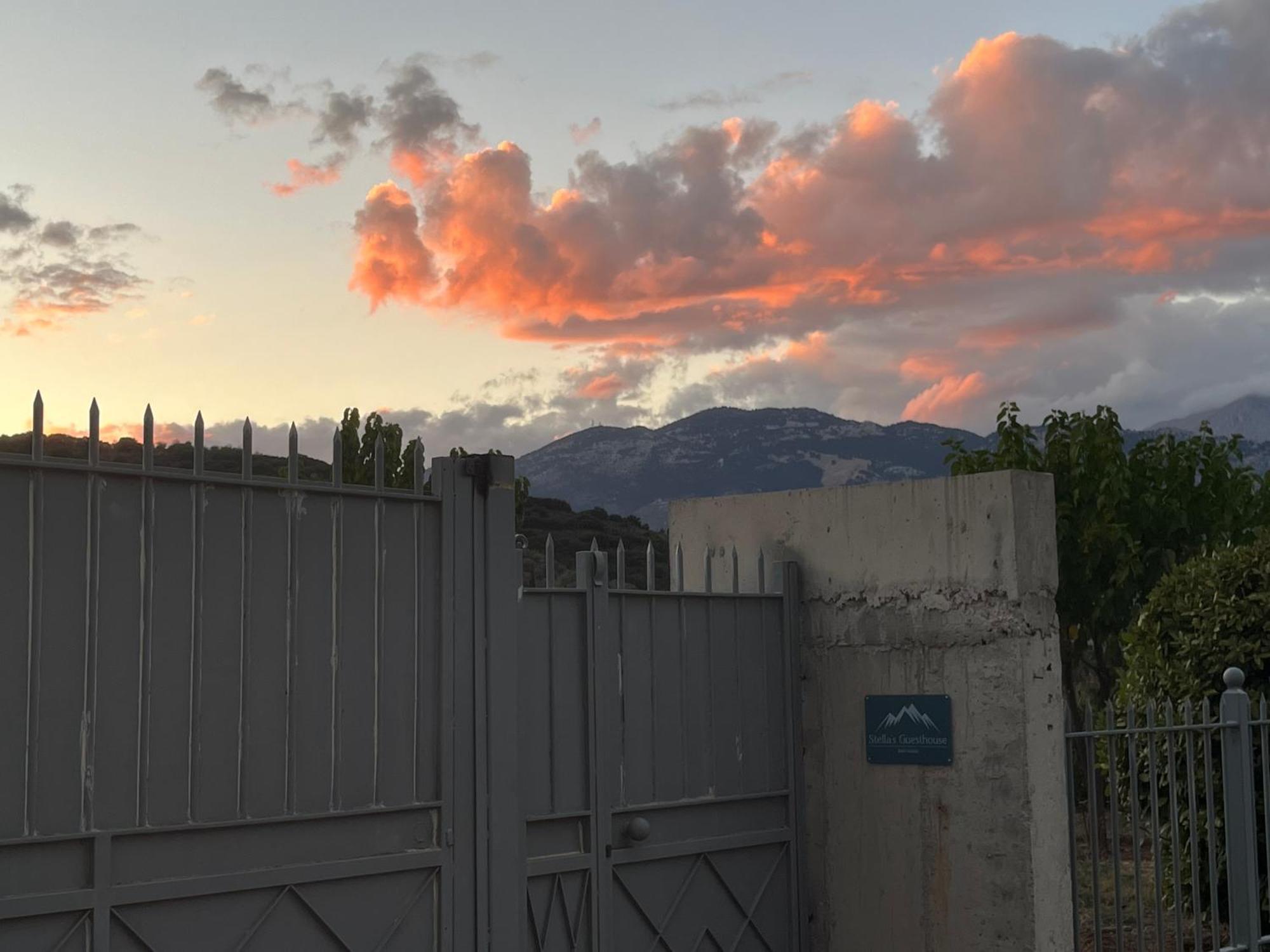 Stellas Guesthouse Near Arachova Stirion Ngoại thất bức ảnh